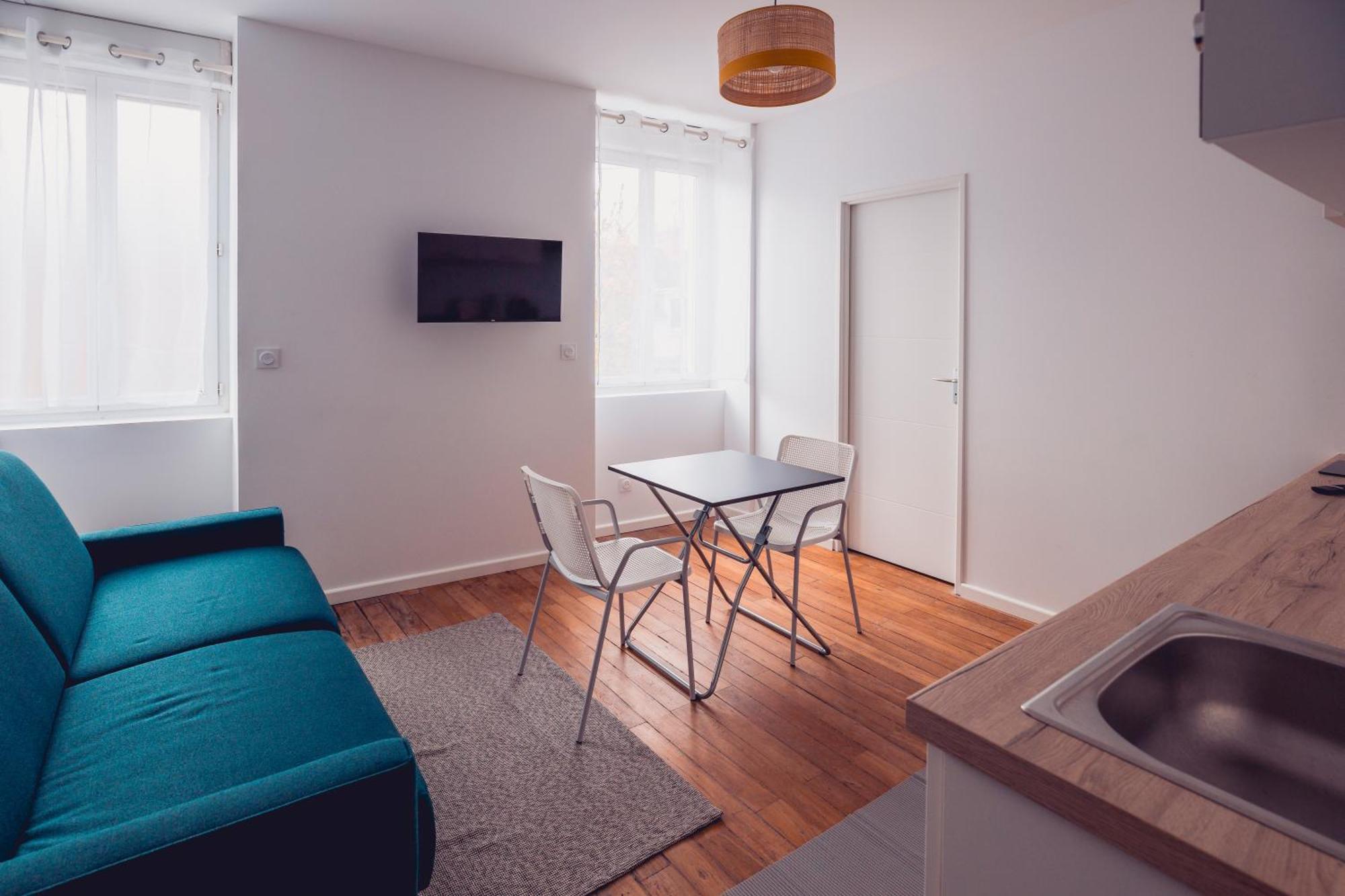 Large Studio Lumineux Et Neuf, Parking Gratuit Châteauroux Exterior photo